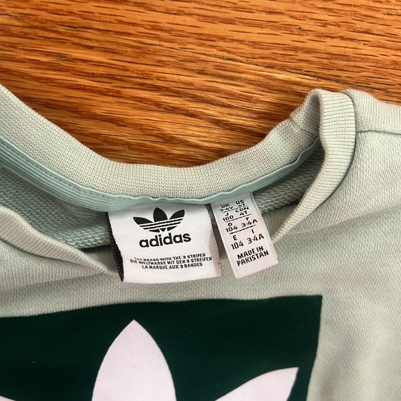 Turquoise green adidas tracksuit for kids size 4 T - Picture 4 of 5